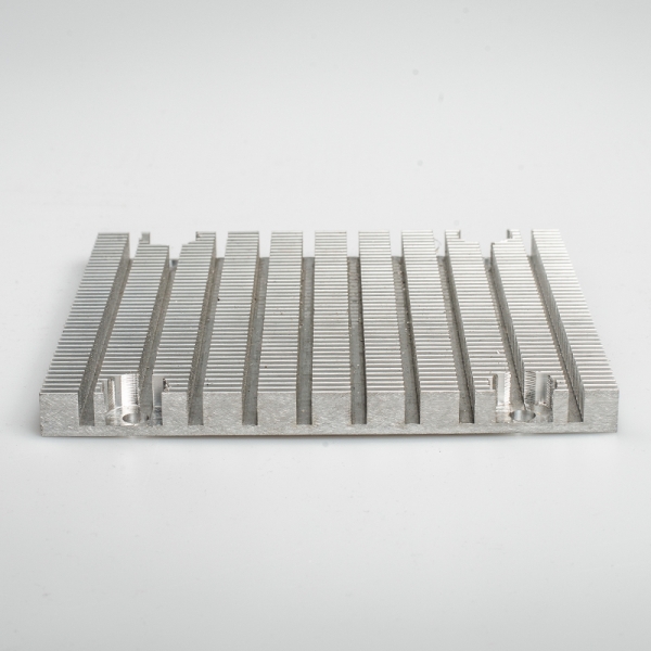 Customized component heat sink for frequency converter cooler radiator